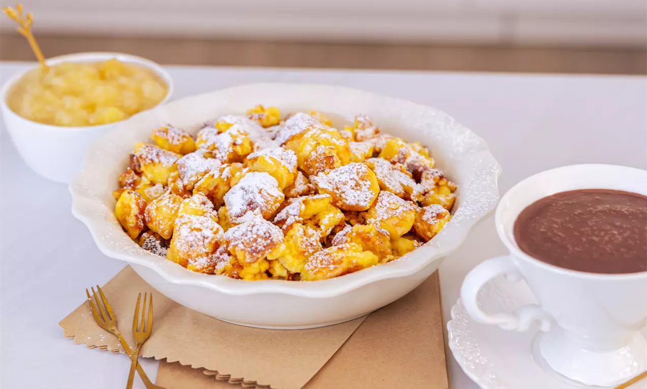 Leni šmorn z vročo čokolado